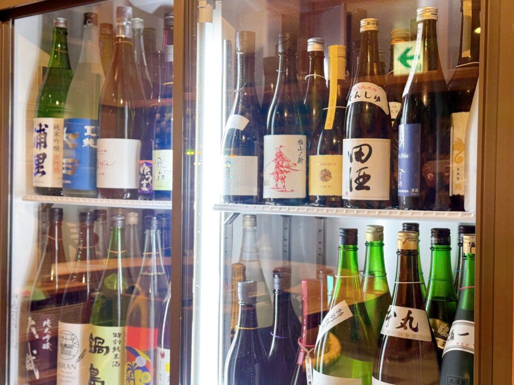 博多デイトス・博多ほろよい通りにオープンした「酒と旅と語らいの店 ポン介(ぽんすけ)」のお酒
