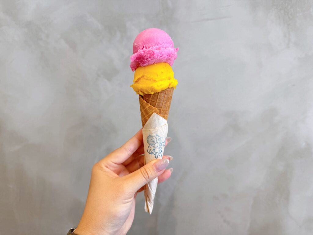 Scoop! ice cream&coffee　コーンダブル
