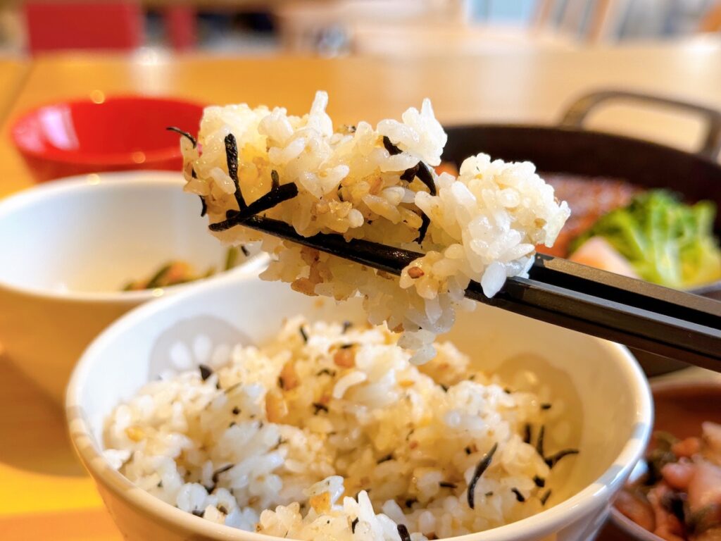 おぼんdeごはん　MARK IS福岡ももち店　五穀ひじきごはん