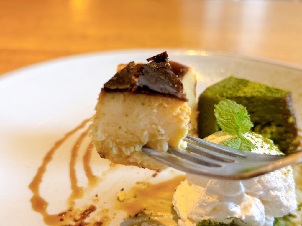 おぼんdeごはん　MARK IS福岡ももち店　2種ハーフ盛り