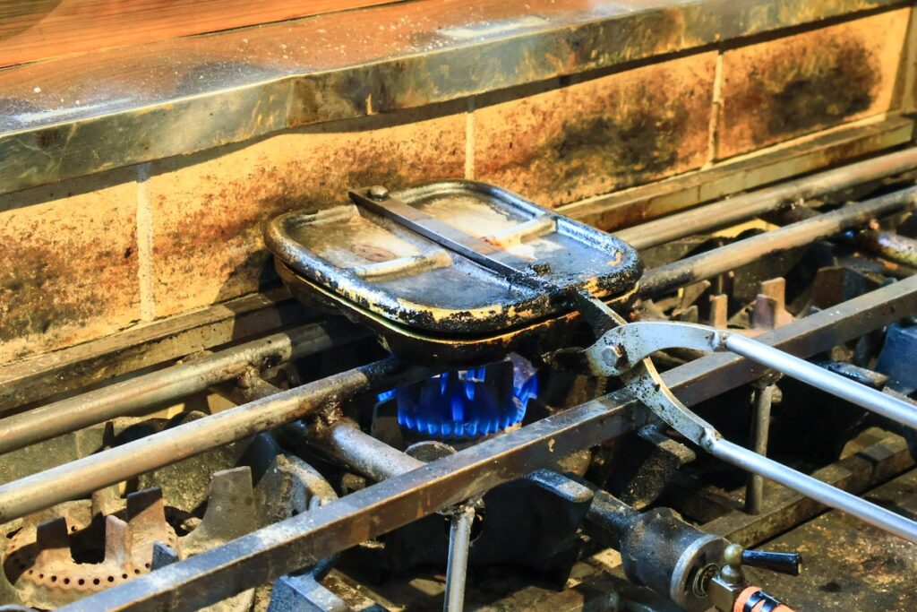 茶房びんずけ屋