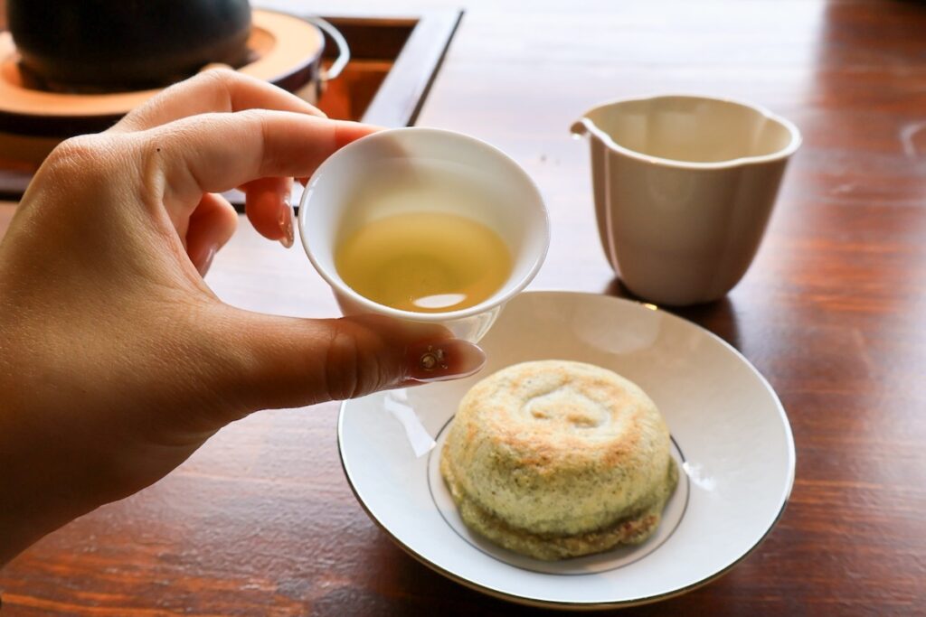 茶房びんずけ屋