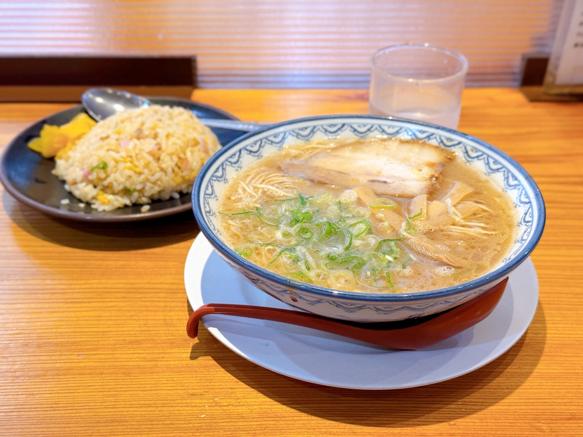 赤のれん 節ちゃんラーメン　ラーメン
